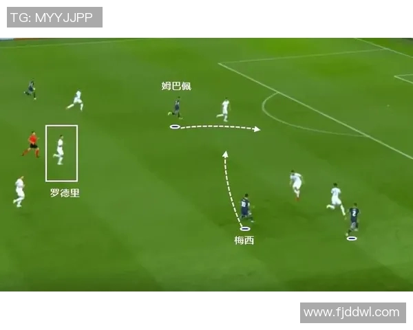 重庆足球队阵地战体系解析与战术创新探讨 重庆足球队阵地战体系解析与战术创新探讨