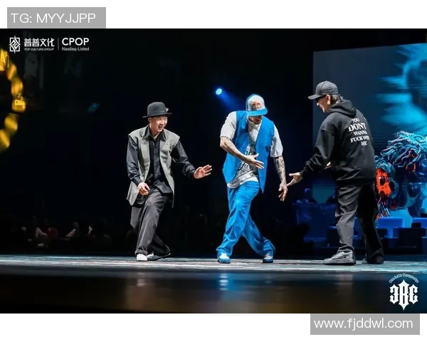 重庆街舞队与西安街舞队赛后技术分析与精彩瞬间回顾 重庆街舞队与西安街舞队赛后技术分析与精彩瞬间回顾