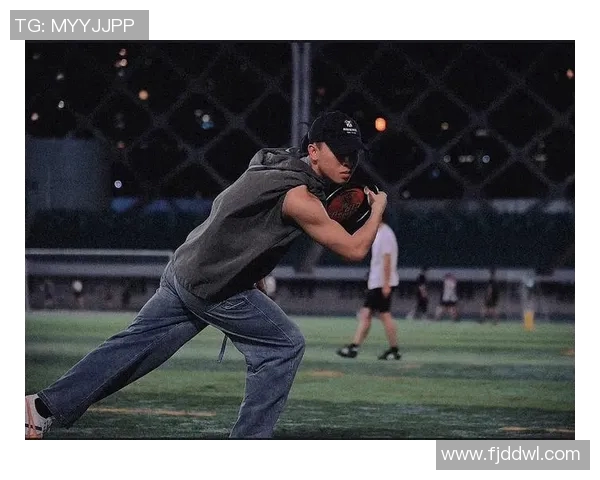 飞盘战术解析：北京飞盘队如何利用边路渗透提升进攻效率