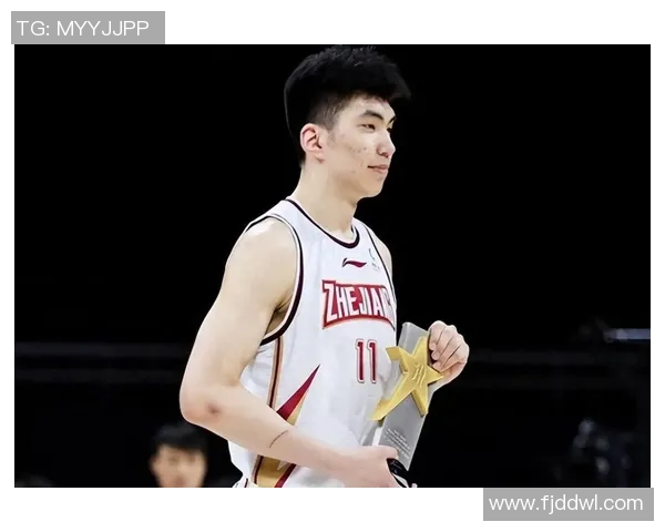 余嘉豪的成长之路与未来展望：从青涩少年到篮球新星的蜕变与奋斗