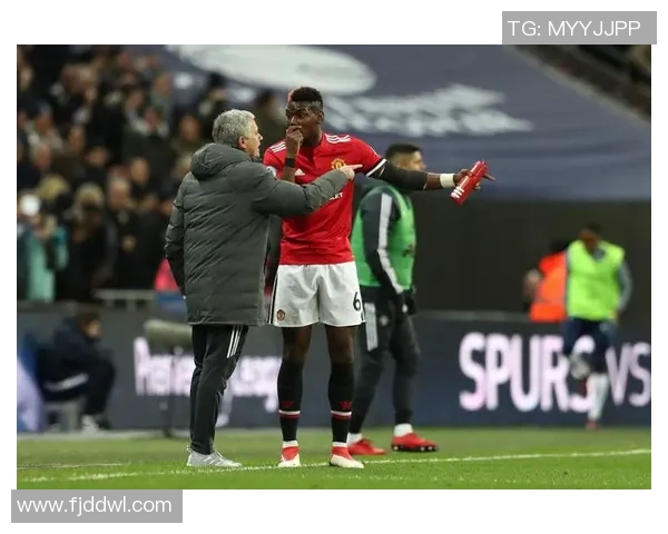 克罗斯：从足球天才到战术大师的成长之路与影响力解析