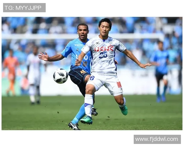 冈山绿雉迎战长崎球队全力争胜展现实力与激情