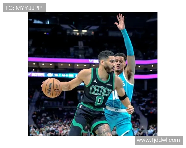 季前赛精彩对决黄蜂挑战凯尔特人全力争胜展现球队实力 季前赛精彩对决黄蜂挑战凯尔特人全力争胜展现球队实力