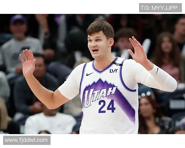 沃克凯斯勒的崛起之路NBA新星如何在赛场上展现潜力与实力