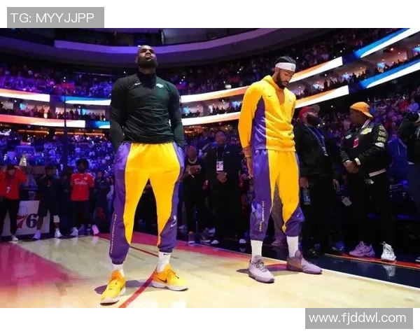 湖人对阵雄鹿精彩直播在线全程回顾与赛后分析