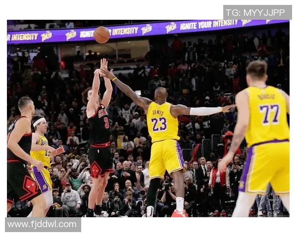 湖人对阵公牛在线直播全程回顾及精彩瞬间分析