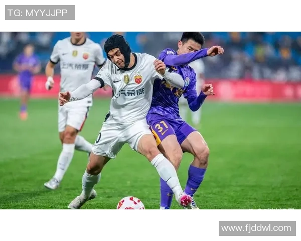 申花与一方激战正酣比分揭晓精彩瞬间回顾