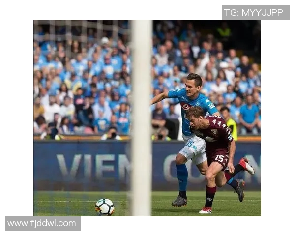 科森扎主场迎战莱切期待精彩对决双方争夺宝贵积分