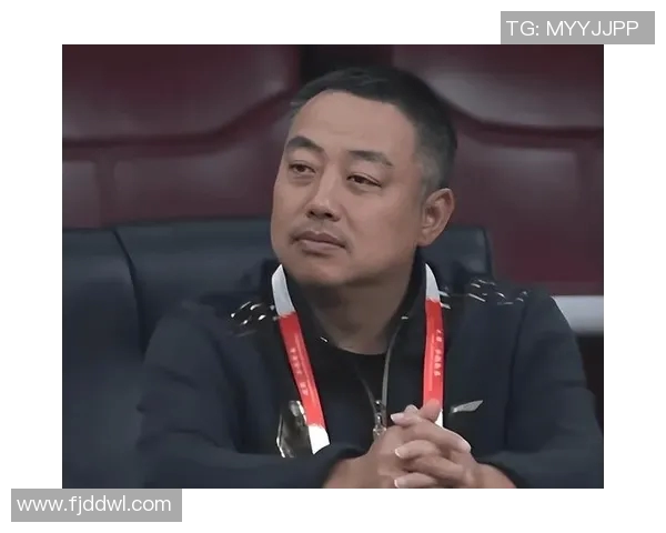 重庆足球队以74分领跑大满贯积分榜展现强劲实力