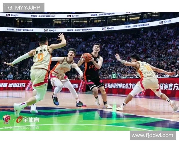 陈林坚的奋斗之路：从默默无闻到篮球场上的闪耀明星